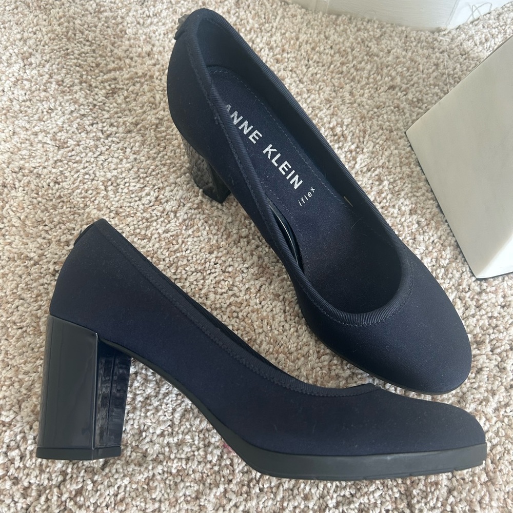 Ann Klein comfort flex block heels, size 6.5 navy blue